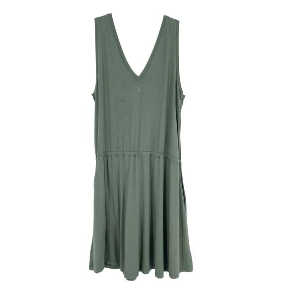 Sweaty Betty Take it Easy Drop Waist Dress in Sage Green Size Medium (8-10) - Picture 10 of 11